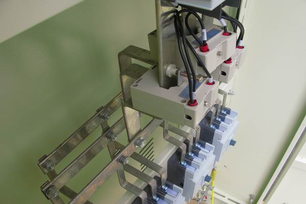 左云配电柜-应急照明配电柜使用对工作人员的具